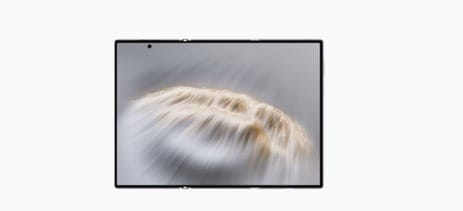 Huawei Mate XT display